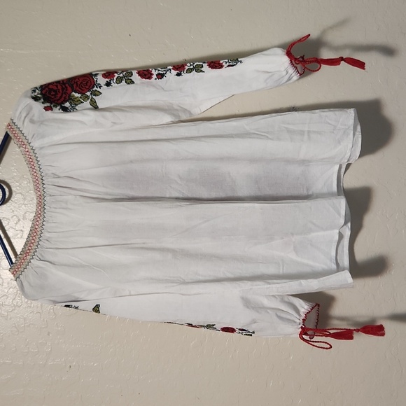 Unique Rose Blouse ๐น Handmade! โก - Picture 2 of 8